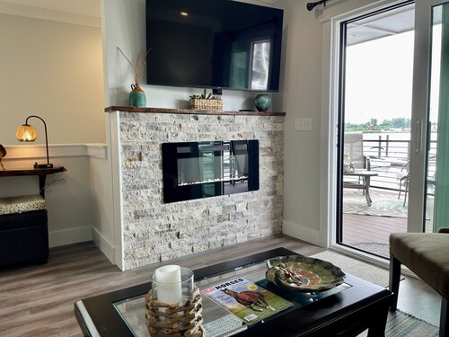 Unique deluxe houseboat at Port City Marina named the “Sea Ranch”