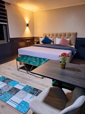 Habitació doble Deluxe | Bany | Barnussos, terres tèrmics, tovalloles i sabó 