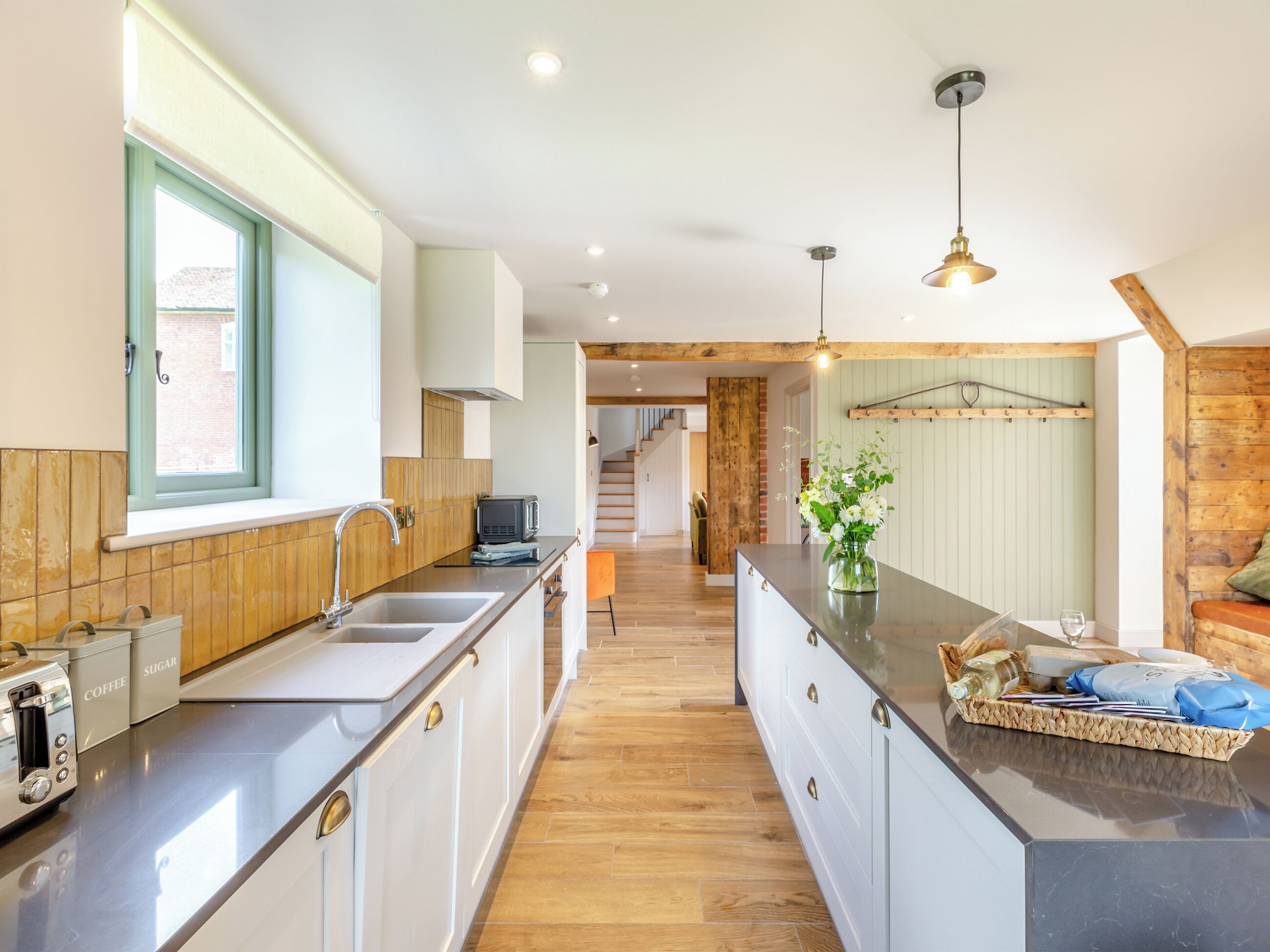 Dishwasher, highchair