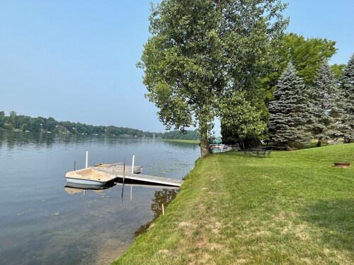 On the Shores of Algonquin w/ Private Dock - Lower Level