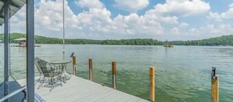 Unique Lakefront Property Ideal for Multifamily or Large Family Stays