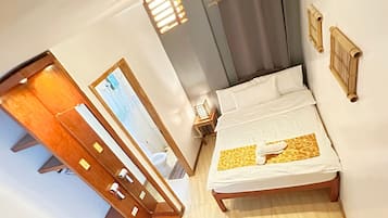 デラックス ダブルルーム ダブルベッド 1 台 | 高級寝具、羽毛の掛け布団、低反発ベッド、ミニバー