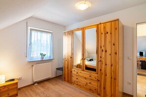 2 Schlafzimmer, Bügeleisen/Bügelbrett, kostenloses WLAN, Bettwäsche
