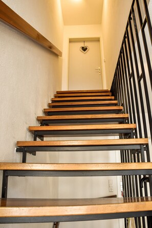 Interior - Holiday Apartment "Am Hohlebach" with Balcony & Wi-Fi (Schliengen)