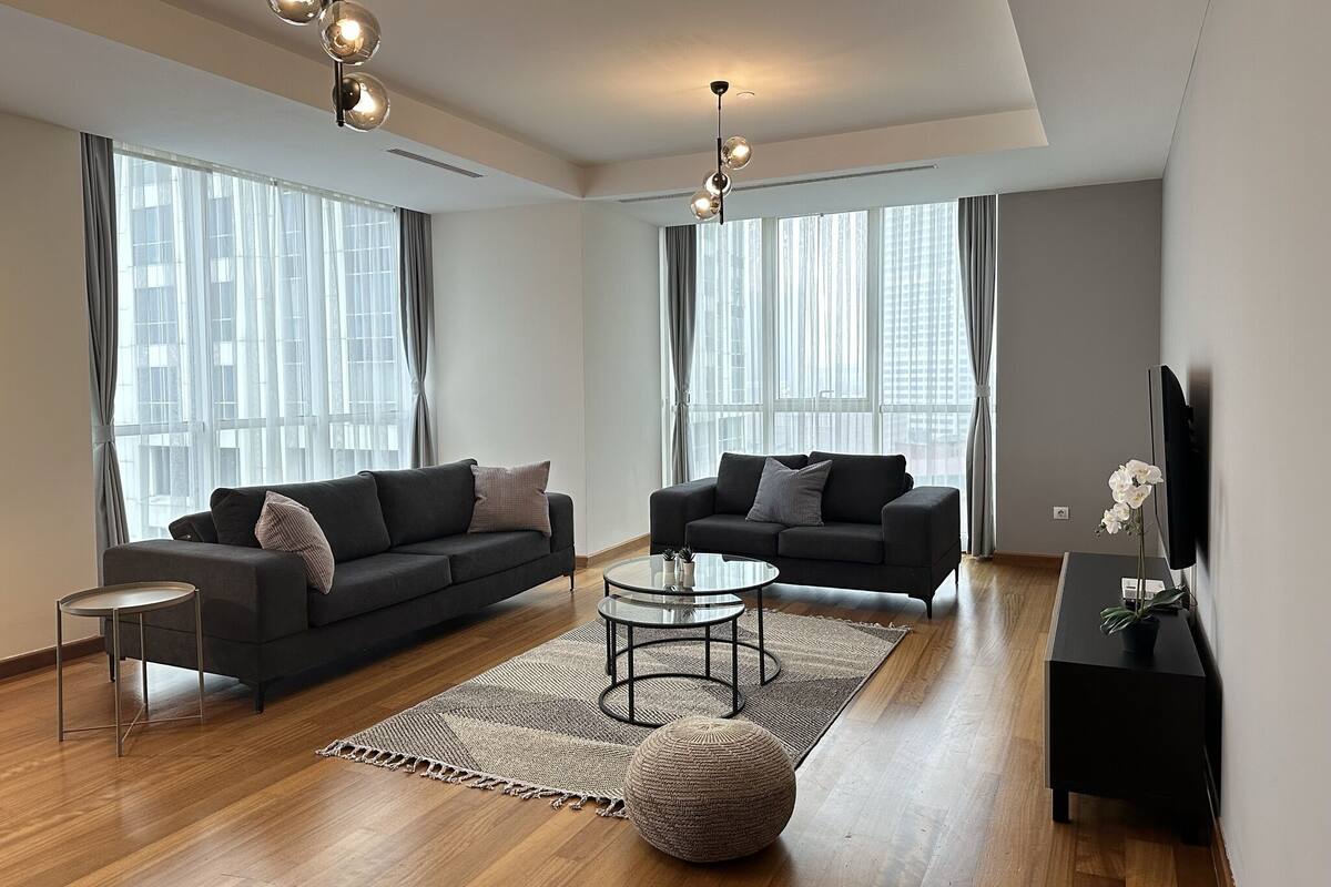 Standard Apartment, 3 Bedrooms, City View