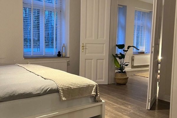 1 slaapkamer, een strijkplank/strijkijzer, reisbedje, wifi