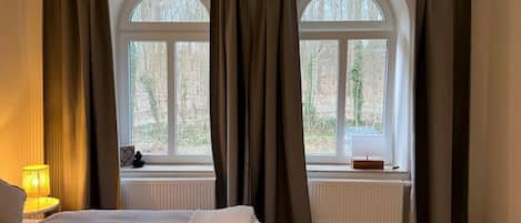 1 室のベッドルーム、アイロン / アイロン台、旅行用ベビーベッド、WiFi (無料)