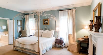 The Wildwood Inn