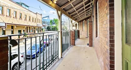 Stylish heritage home The Rocks
