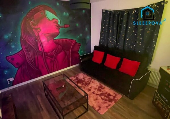 TV - 2BedApt|LongStayDiscounts|6+Guests|Wi-Fi|Modern|Business|Family|Leisure|Finchley (London)