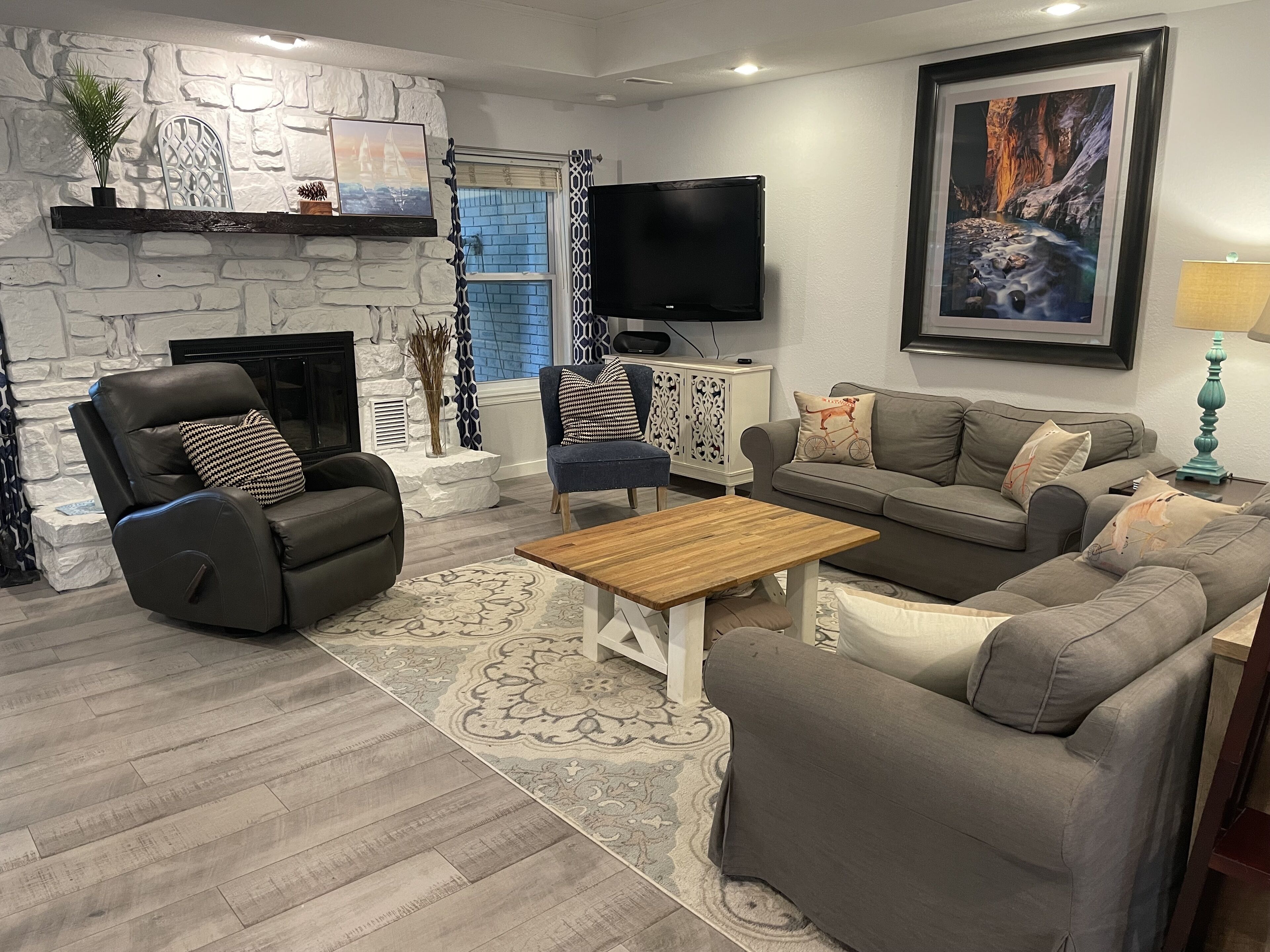 Coler/ salughter pen bungalow