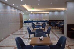 Restaurant - Al Azmi 116 Hotel (Sharjah)