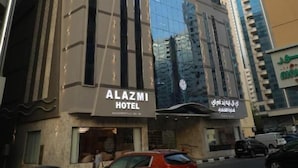 Front of property - Al Azmi 116 Hotel (Sharjah)