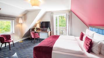 Deluxe Double Room | 1 bilik tidur, peralatan tempat tidur premium, peti besi dalam bilik