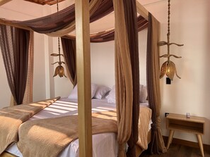 3 bedrooms, in-room safe, free WiFi, bed sheets