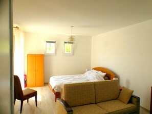 4 Schlafzimmer, Bügeleisen/Bügelbrett, WLAN, Bettwäsche
