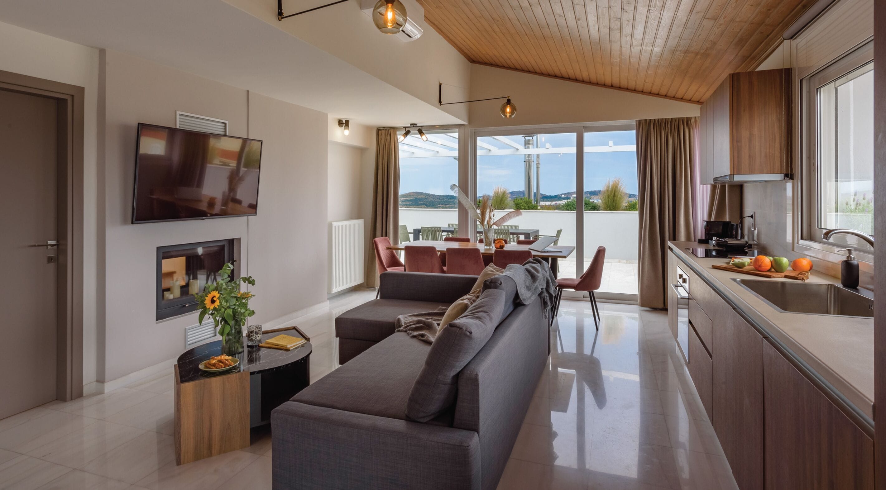 Superior Loft | Living area