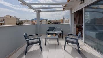 Superior Loft | Terrace/patio