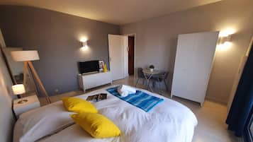 2 Schlafzimmer, Bügeleisen/Bügelbrett, kostenloses WLAN, Bettwäsche