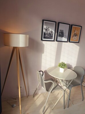 Dining - View on Paris (Ivry-sur-Seine)