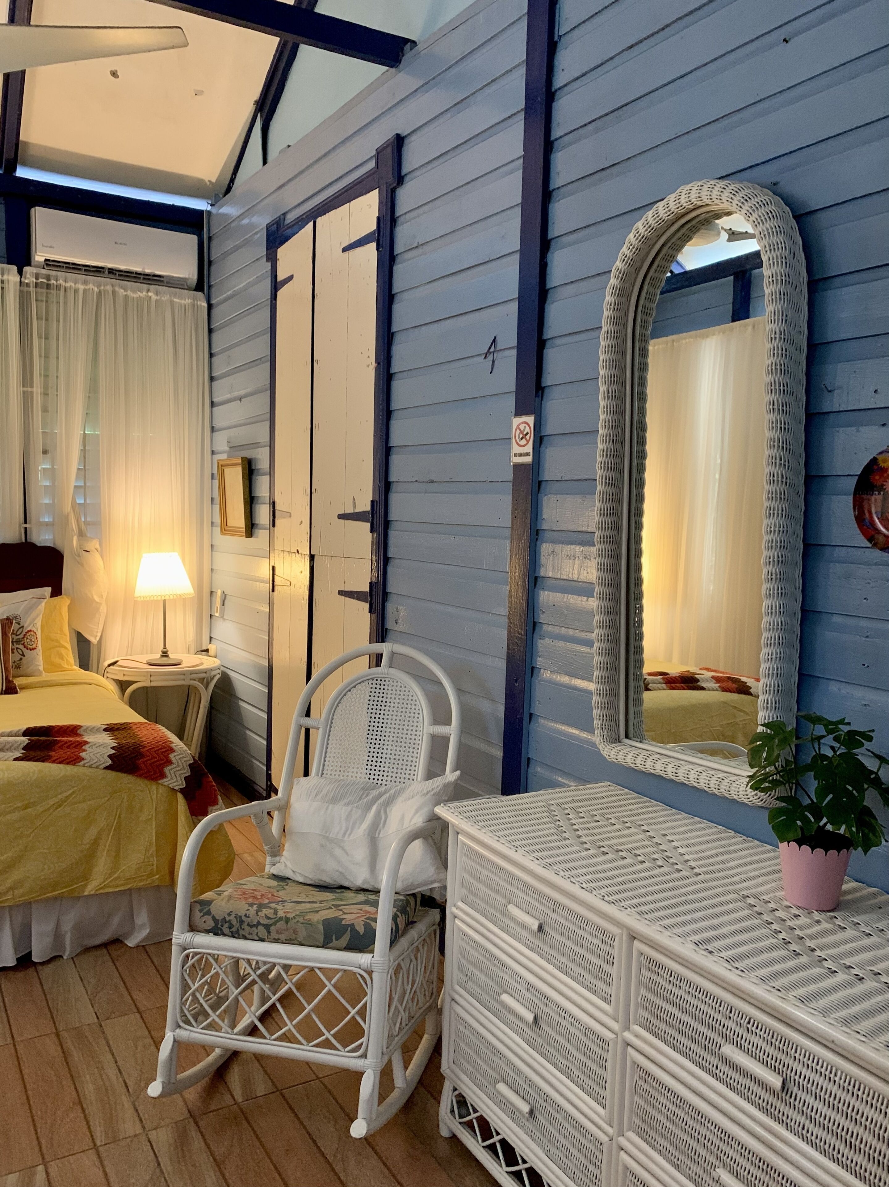 Phòng đôi phong cách cổ điển | Trang trí khác biệt, trang bị nội thất với thiết kế riêng biệt 