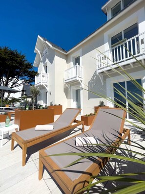 Deluxe Apartment, Terrace, Beach View (Entre ciel et mer) | Property grounds - La maison Régent (Pornichet)