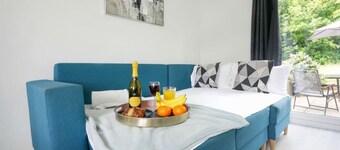 Detached House - Free Parking, Fast Wifi & SmartTV