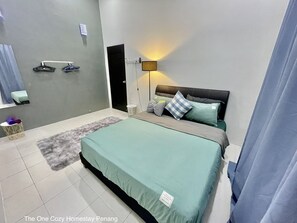 4 bedrooms - Cozy36#10pax#tvbox#nearaeonalmabukitmertajam#10kmbatukawan (Bukit Mertajam)