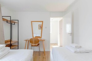 2 Schlafzimmer, Schreibtisch, Internetzugang, Bettwäsche
