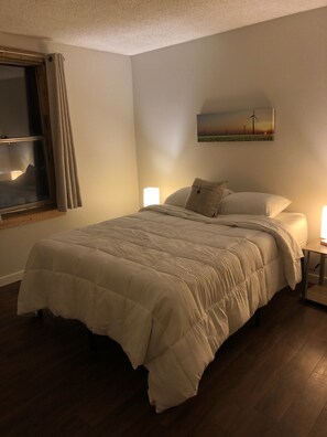 3 Schlafzimmer, Bügeleisen/Bügelbrett, Bettwäsche