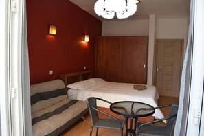 1 dormitorio, caja fuerte, escritorio y wifi