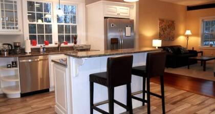 Old World Charm, Modern Conveniences - 3 BR private home in quiet setting