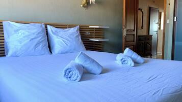 2 quartos, ferros/tábuas de passar roupa, Wi-Fi, roupa de cama