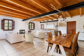 Dining - Quiet pool villa with chill out area, barbecue near Llucmajor, YourHouse Can Rosillo (LLucmajor)