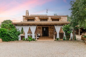 Exterior - Quiet pool villa with chill out area, barbecue near Llucmajor, YourHouse Can Rosillo (LLucmajor)