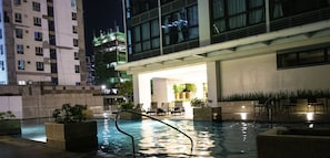 2 piscinas al aire libre