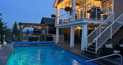 Heated pool, serenity, peaceful, relaxing 2 Bedroom private suite, sleeps 5,