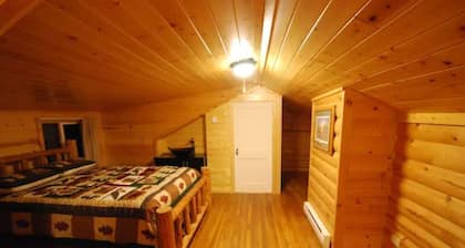 Black Bear Lodge Room