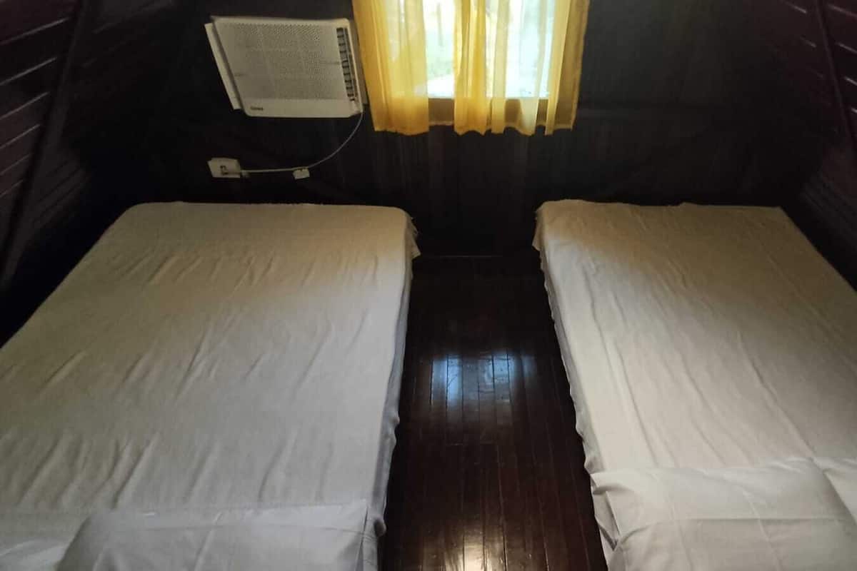 Superior Chalet | 1 bilik tidur, langsir/tirai gelap terus, cadar katil