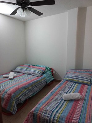 2 Schlafzimmer, Bettwäsche