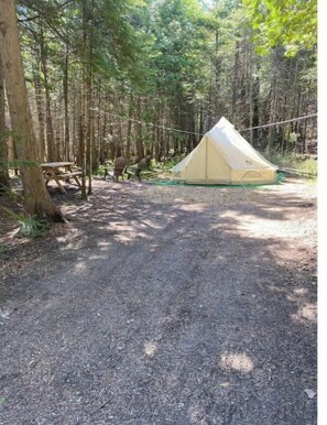 Outdoor dining - Tiki Tent- A (St. Ignace)