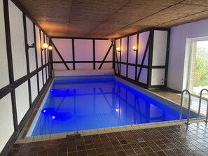 Indoor pool - Traumaussicht, Traumwanderungen, Viel zu Entdecken und Richtig Viel Platz!! (Daun)