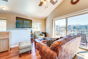 TV, fireplace - Furnished Deck + Gas Grill: South Lake Tahoe Home! (South Lake Tahoe)