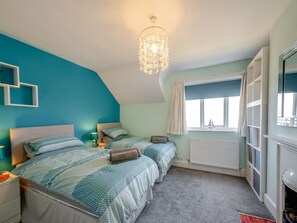 4 bedrooms, free WiFi, bed sheets