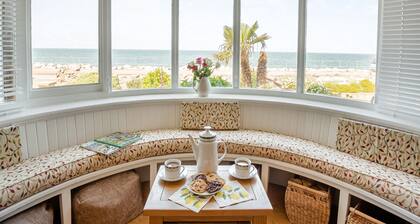 4 bedroom accommodation in Rhos-on-Sea