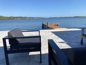 Terrace/patio - Delma's Waterfront Oasis With Panoramic Open Water View!! PARADISE FOUND (St. Petersburg)