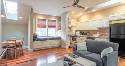 Granny Flat in leafy SW Portland