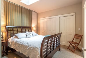 1 bedroom, iron/ironing board, free WiFi, bed sheets - Granny Flat in leafy SW Portland (Portland)