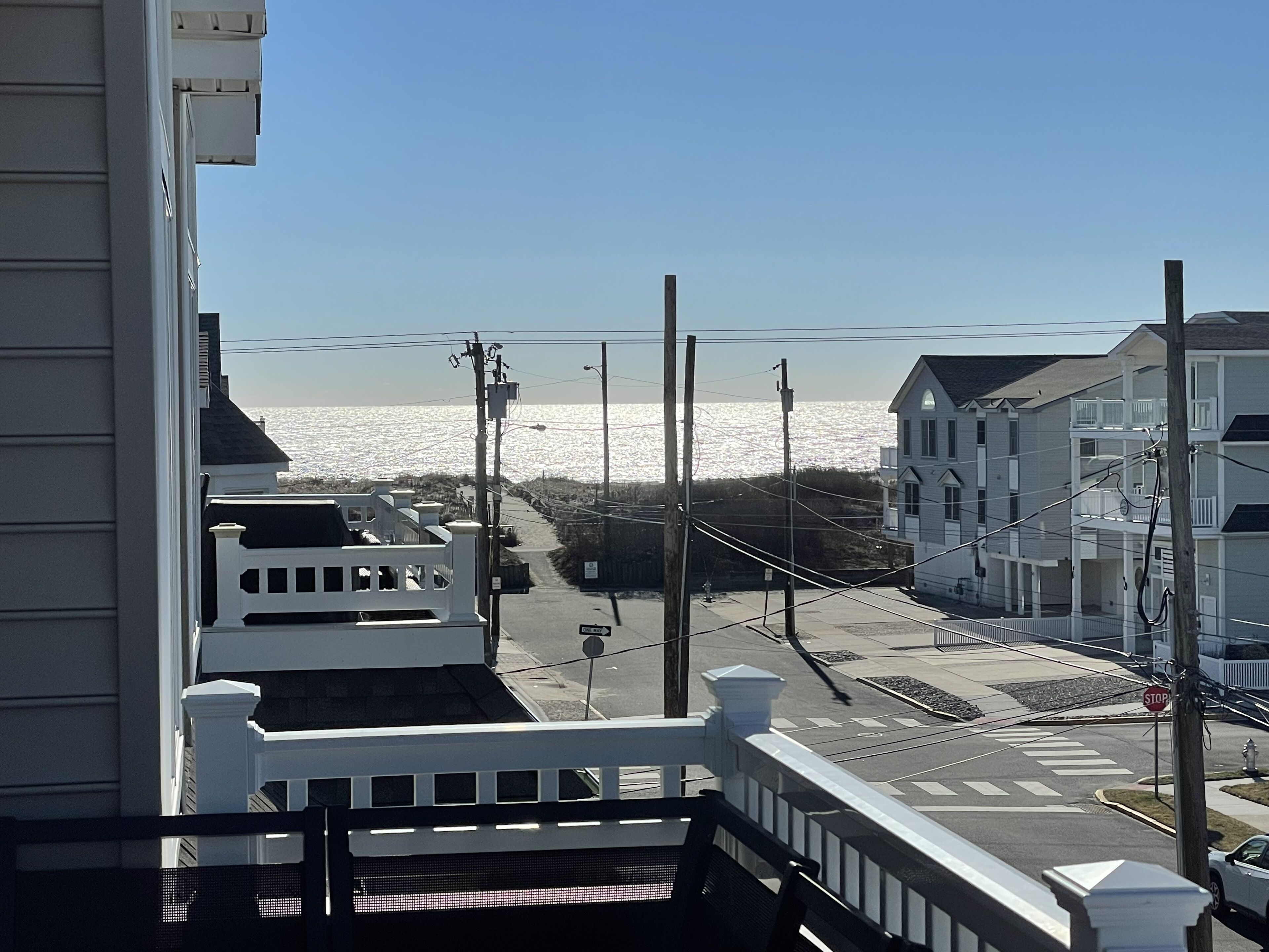 Large, modern shore house, 1 block from beach in a familyfriendly