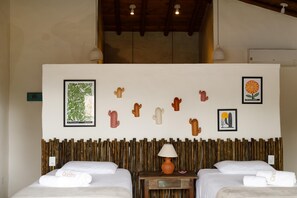 4 bedrooms, in-room safe, desk, free WiFi